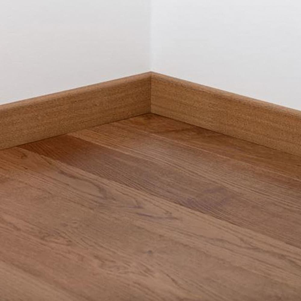 Плинтус шпонированный Tarkett OAK MONSOON 80х20х2400